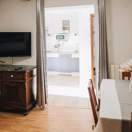 Marina Apartment *